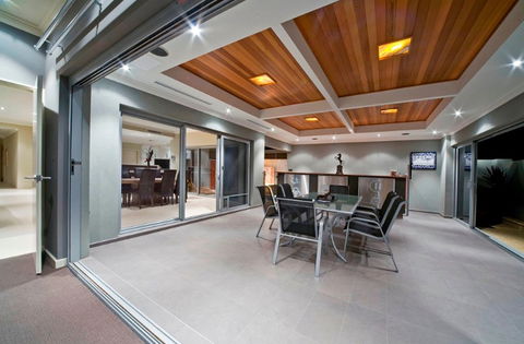 Luca Construct Pty Ltd - Builders Adelaide 0