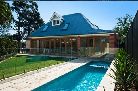 Luxury Built - Builders Adelaide 0